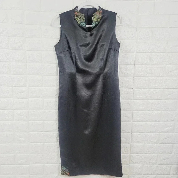 Silk Chinese floral dress. - Picture 1 of 5